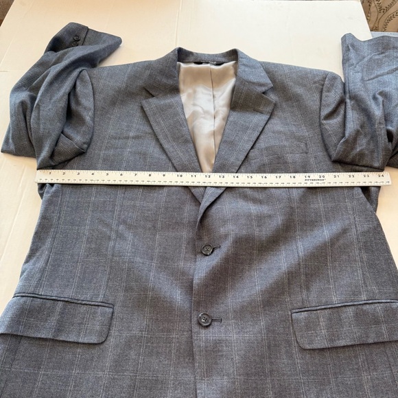 Jos. A. Bank 46R Mens Sport Coat Blazer Jacket Gray Windowpane 52% Silk 48% Wool - Picture 12 of 13